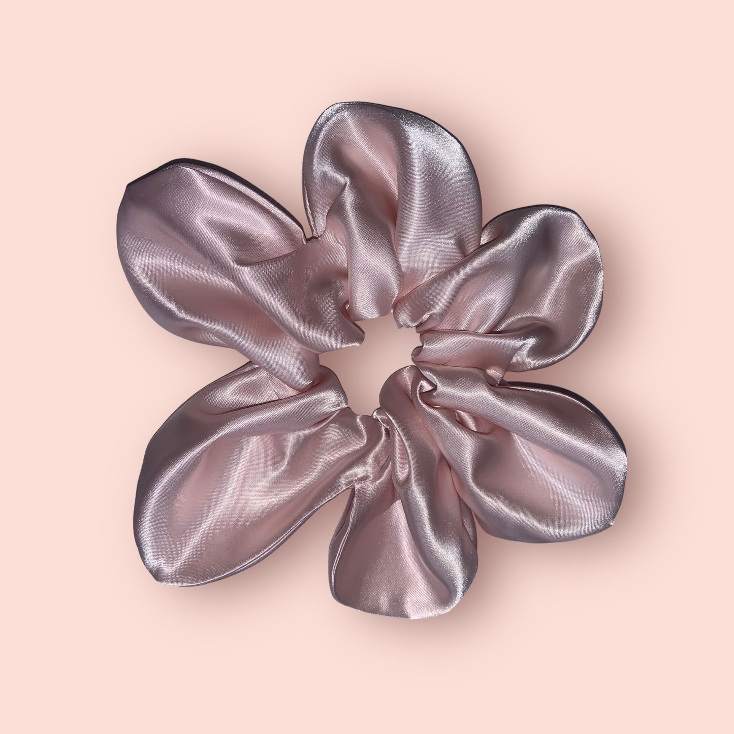 THE FLOWER SCRUNCHIE